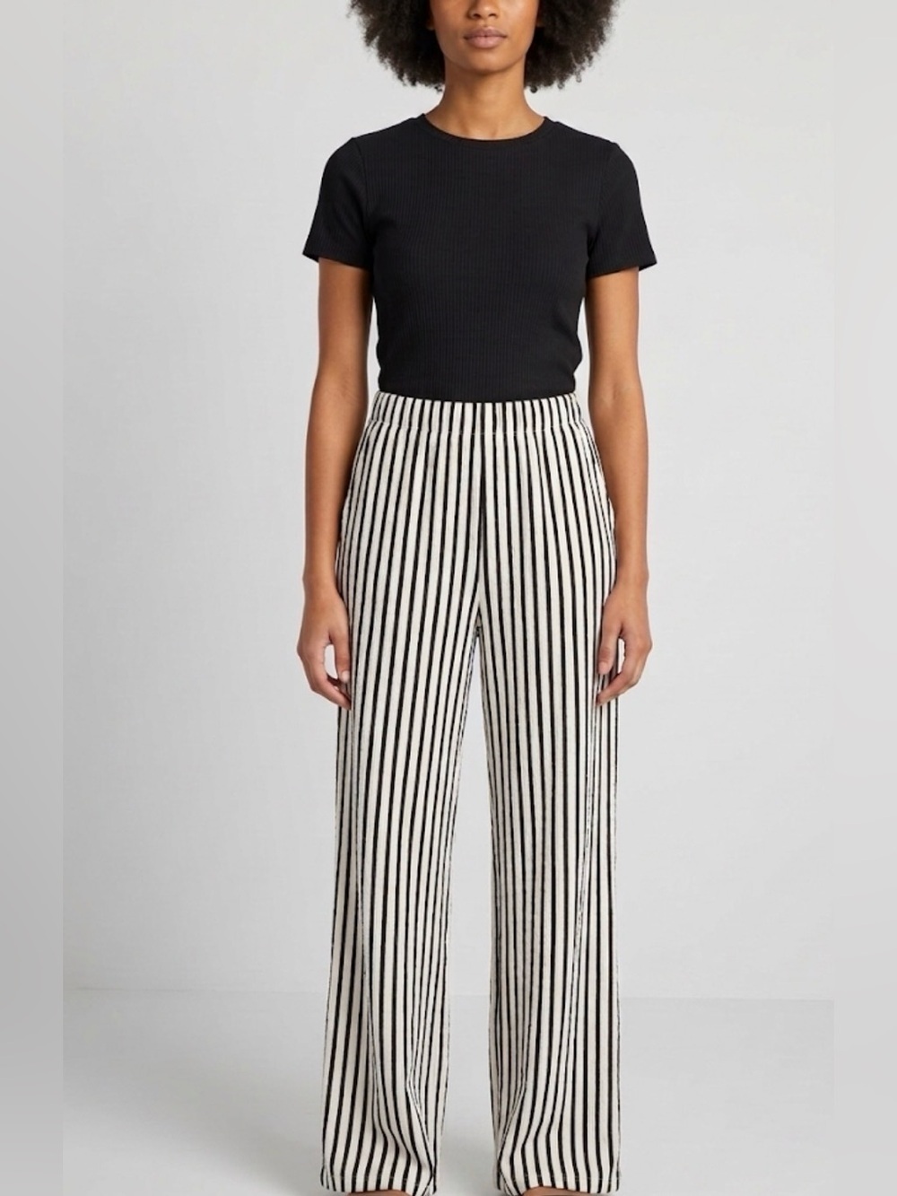 🎁 FREE W/ BUNDLE* Kiabi Striped Summer
Wide-Leg Trousers - Black & White, XXS